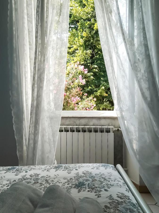 A Casa Di Leda Apartment Сарцана Екстериор снимка